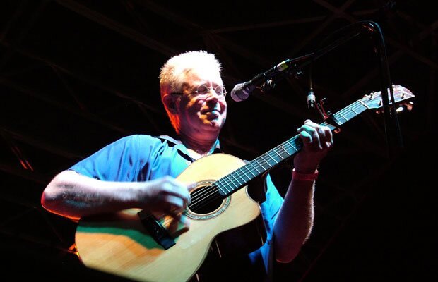 Bruce Cockburn Photo